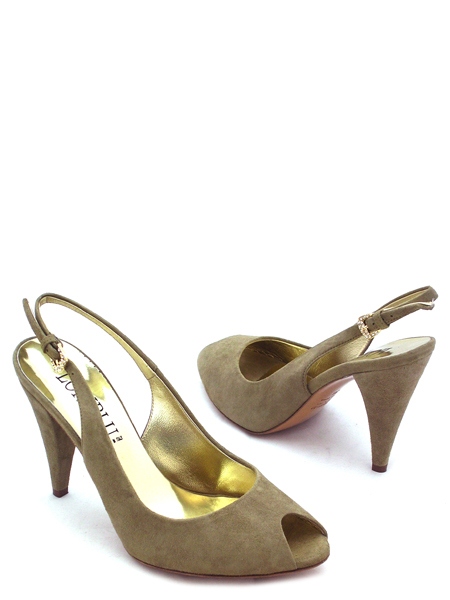 Босоножки замшевые серо-бежевые