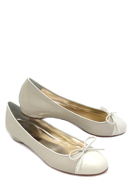 Балетки лаковые серые