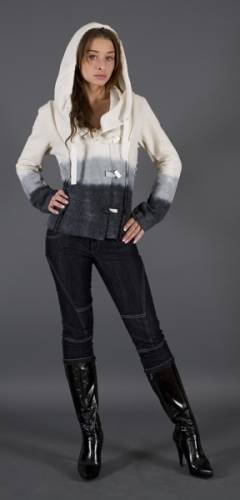 Курточка шерстяная