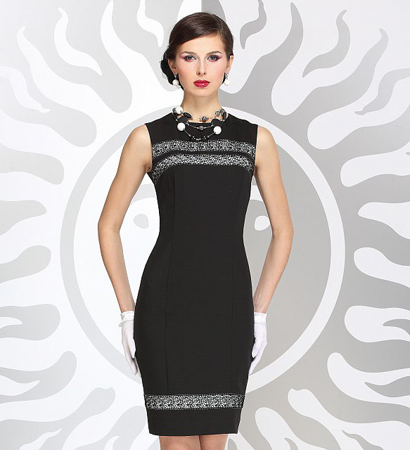 Строгое черное платье от NOCHE MIO