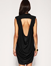 вечерние платья костюмы летние