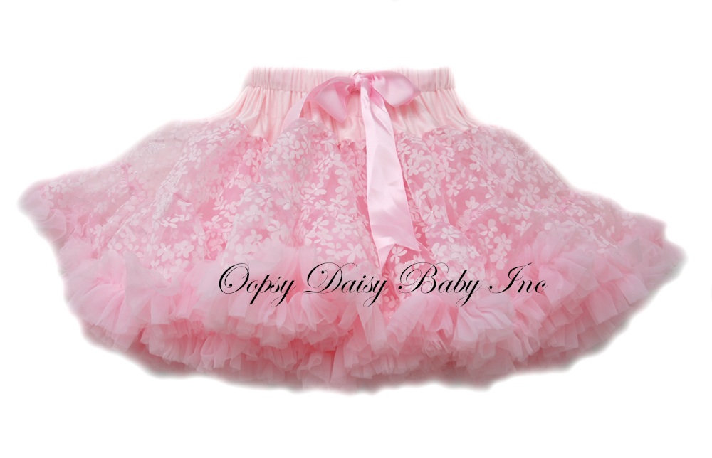 Розовая пышная юбка