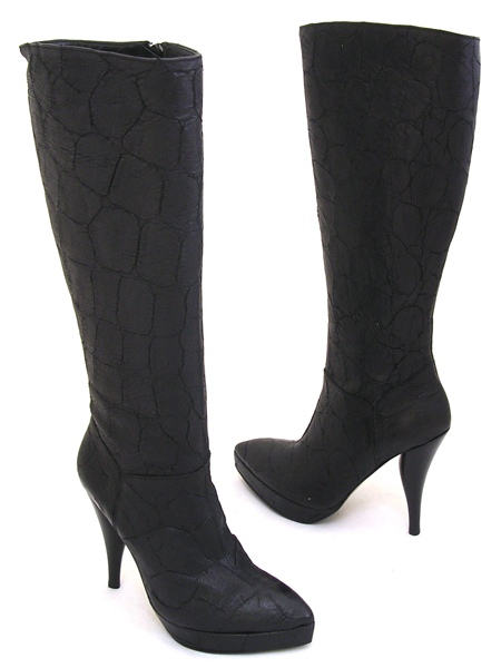 Сапоги на высокой шпильке черные