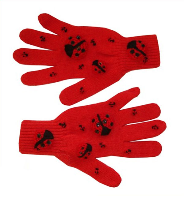Красные перчатки с божьими коровками