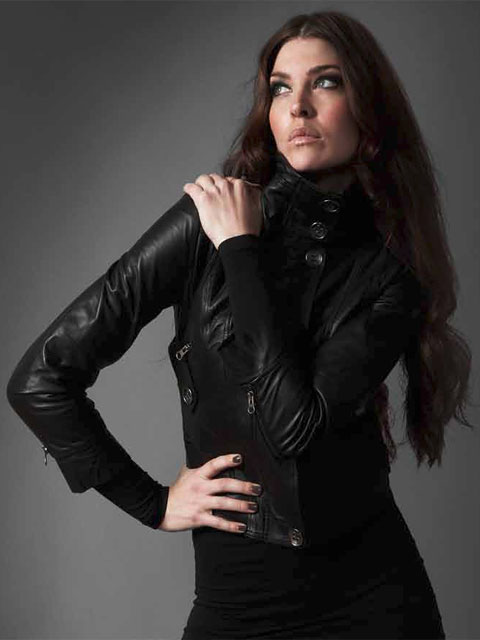 Кожаный жакет с интересным декором