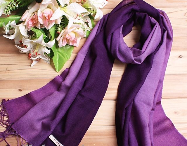 Пашмина фиолетовая с переходом цвета