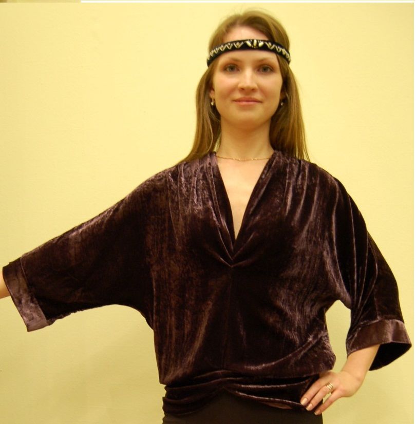 Модный блузон «Бархатная традиция»