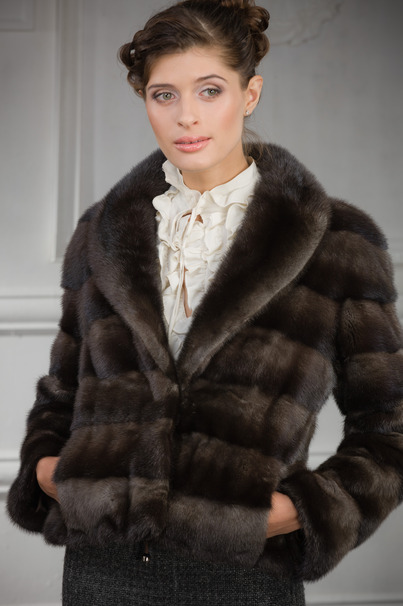 ������ Carola �� ����� cool grey