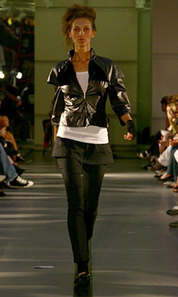 Черная дизайнерская куртка