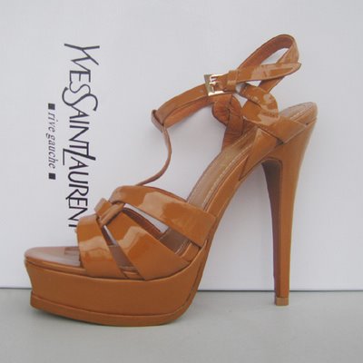 Босоножки на платформе коричневый лак